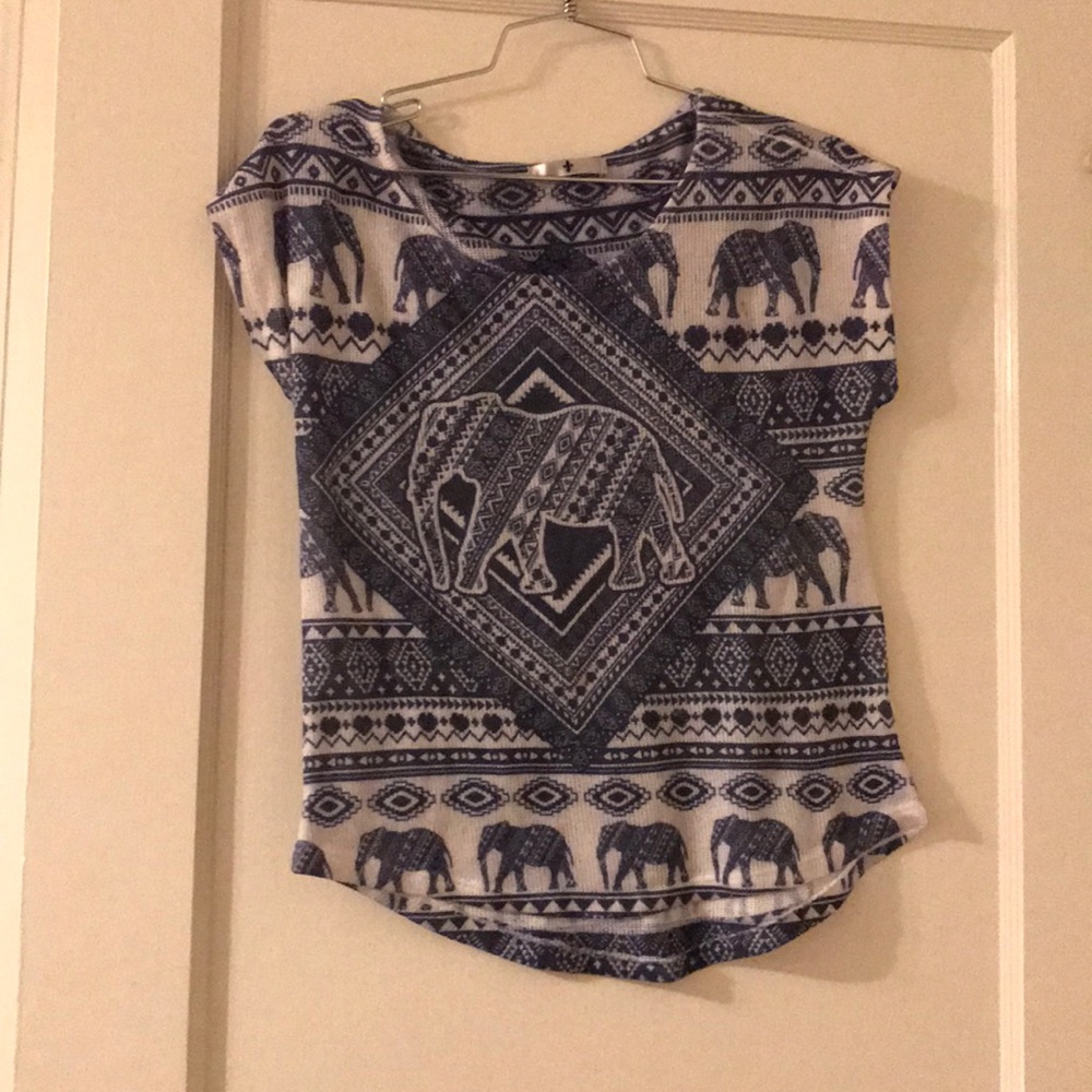 Blue & White elephant printed cap-sleeved tee